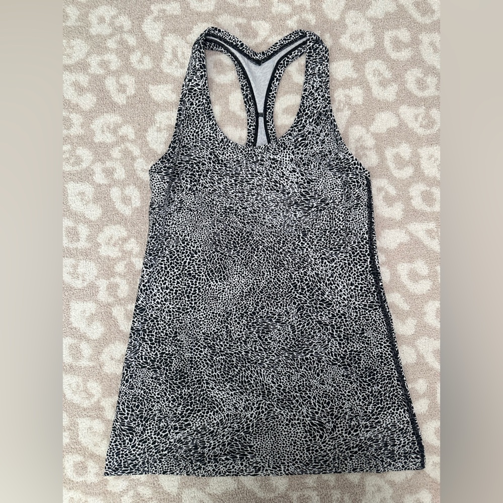 Lululemon Black and White Animal Print Tank Top size 8